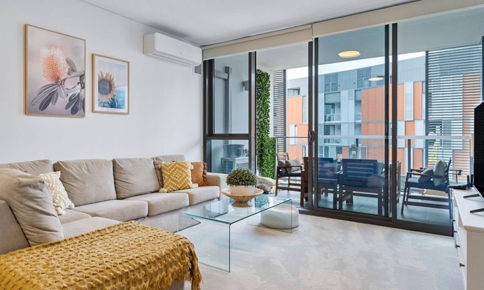 Little Bay Appartement | Little Bay Haven-Stylish Coastal Apartment