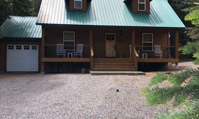 Prattville Cabine | Petite cabane dans les bois