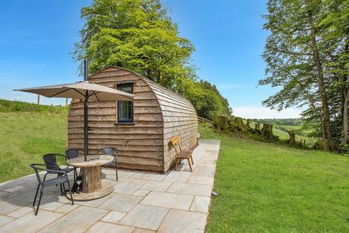 Watchet Chalet De Ski | Little House in the Big Woods Brendon Hill