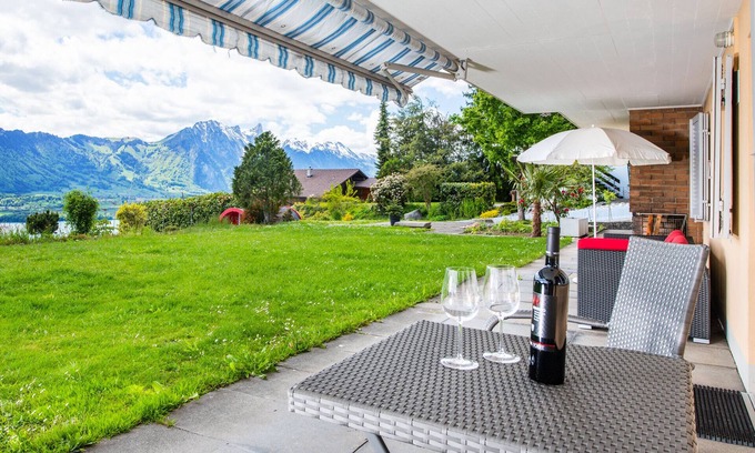 Aeschlen ob Gunten Appartement | "little lizard" An apartment for two