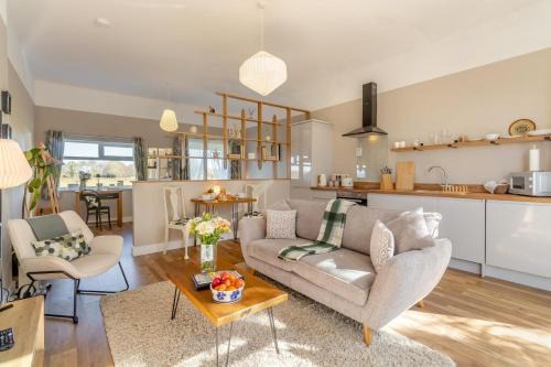 Norwich Maison | Little Oldbury