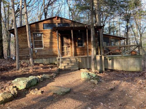 Morrilton Maison | Little Piney Cabin