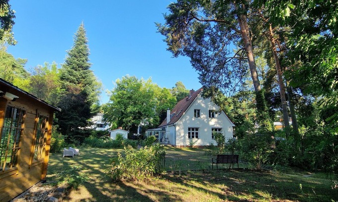 Kleinmachnow Maison | Red Riding Hood - notre maison juste à l'extérieur de Berlin