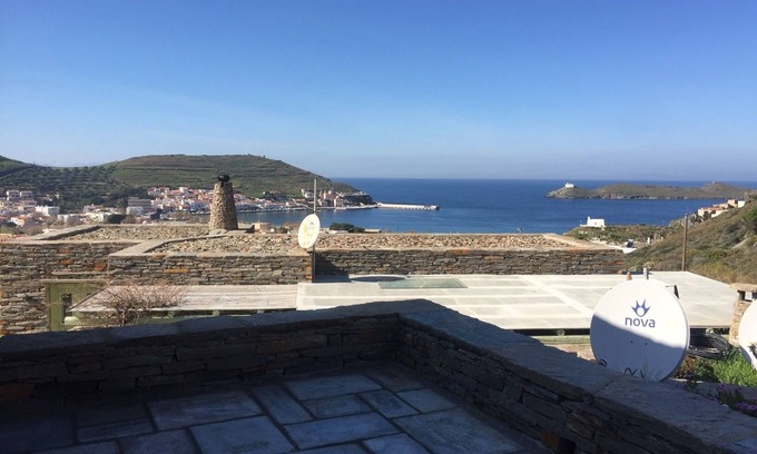 Korissia Maison | Little Seashell-Relaxing holidays overlooking the picturesque harbor