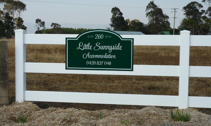 Hagley Maison | Little Sunnyside Accommodation
