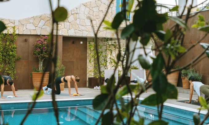 Oroklini Appartement | LIV & CO SUITES & VILLAS
