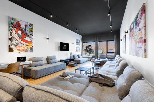 La Petite-Patrie Appartement | LiV MTL Plaza