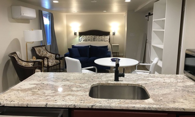 Sloan Lake Appartement | Live like a local in the Highlands