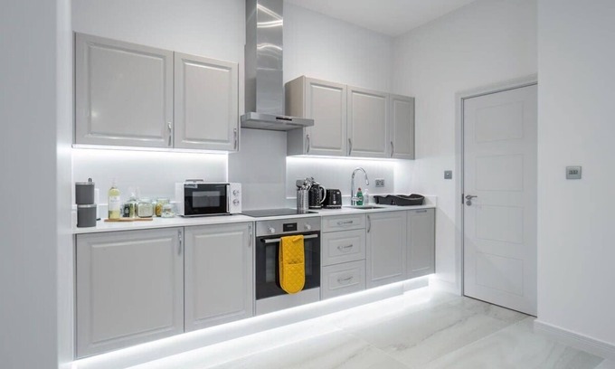 Didcot Appartement | LiveStay - Modern Apartment in Didcot*3
