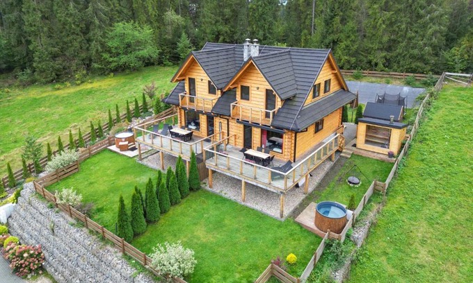 Lapsze Nizne Chalet De Ski | LK Resort Łapsze domy z prywatną balią i sauną