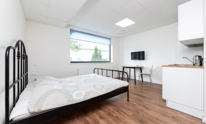 Lasnamae Appartement | LKS Apartment 3