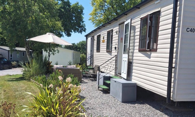 Llanarmon-yn-Ial Cabine | Llanarmon-yn-Ial Mold 3-Bed Caravan, Sleeps 6