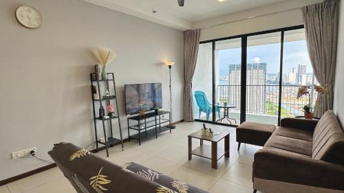 Tanjung Tokong Appartement | LM HomeyC 3BR Family Suite for 4-14 Pax with Nexflix & Coway Water Purifier