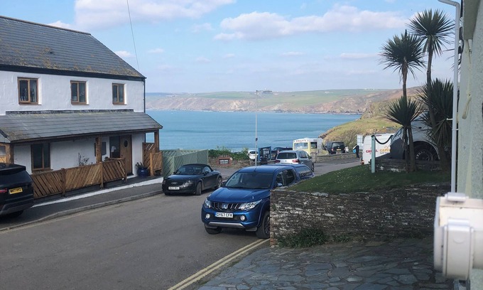 Port Isaac Appartement | Appartement au rez-de-chaussée avec vue sur la mer à Port Isaac, Dog Friendly