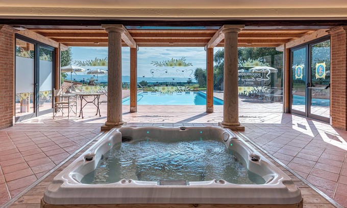 Pozzuolo Hôtel | Locanda Poggioleone