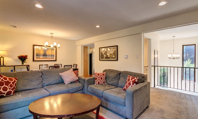 Warrior's Mark Copropriété | Located an easy walk to slopes and apres!