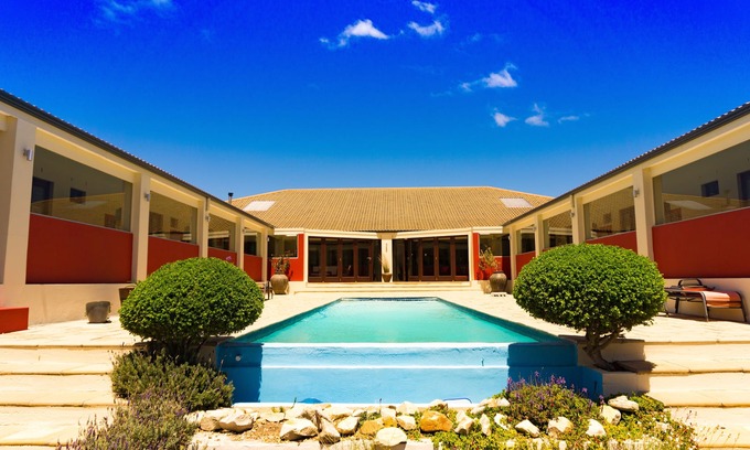 Pringle Bay Maison | Situé dans une réserve naturelle, vous serez choyé et pourrez vous détendre.