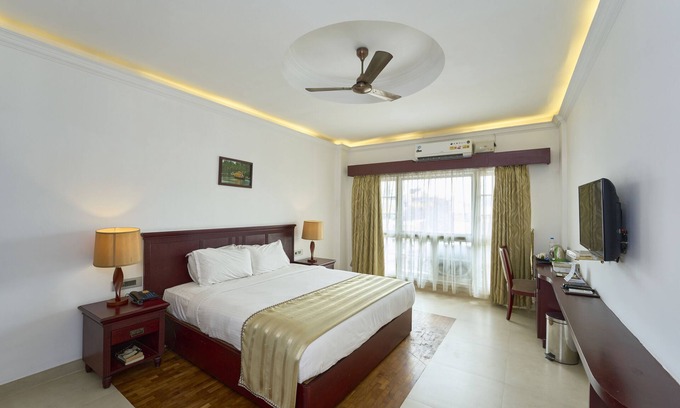 Fort Kochi Hôtel | Located in the heart of Fort Kochi, for serene provides a tranquil and comfort.