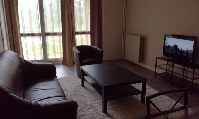 Bellevue Appartement | Situé e périphérie de Brest Centre ( 3km de la gare, et du centreJaurès,,,,,,,,)