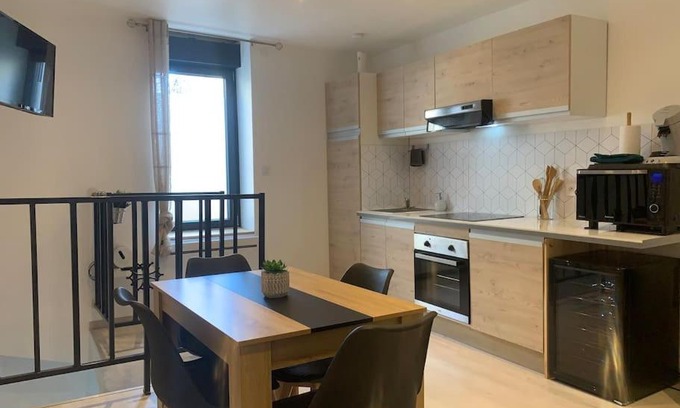 Quarante Appartement | Location de vacances à Quarante Gîte de la cave Szymczak