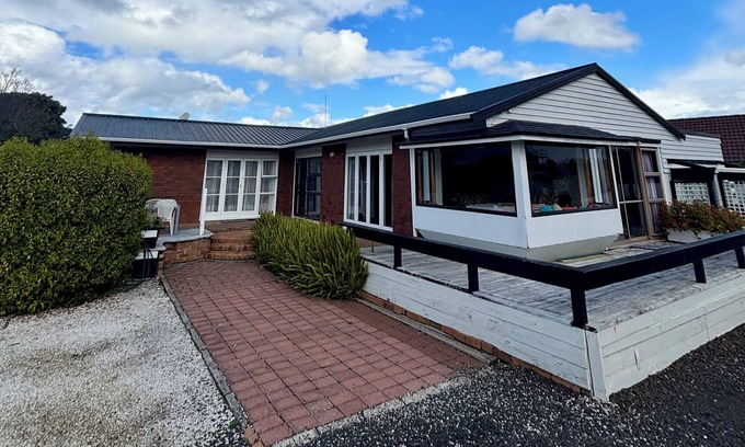 Whitianga Maison | LOCATION LOCATION WHITIANGA TOWN CENTRE
