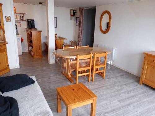 Murat-le-Quaire Appartement | Location saisonnière