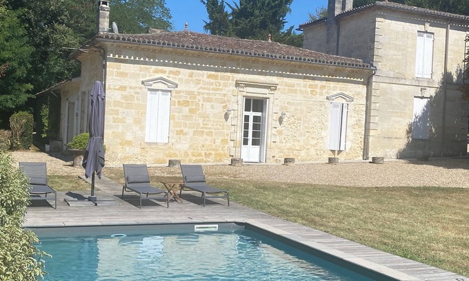 Cenac Maison | Location vacances grande maison bourgeoise proche Bordeaux.