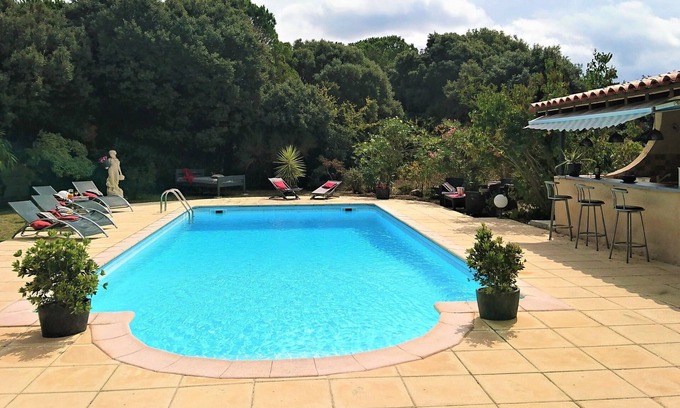 Montolieu Maison | Location villa - 15 mn de Carcassonne - Piscine
