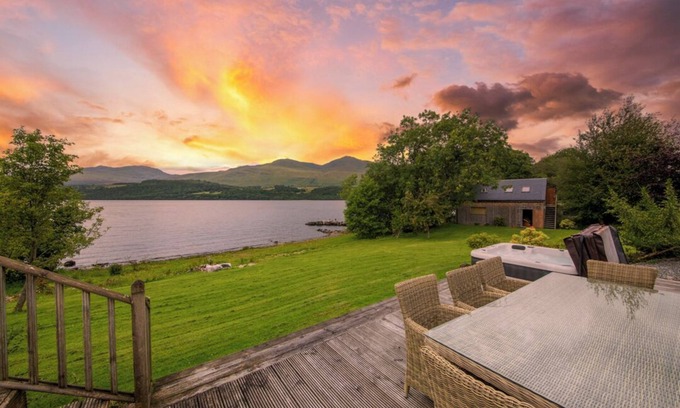 Ardeonaig Cabine | Loch gîte rieuses dans les Highlands d'Ecosse avec bain à remous
