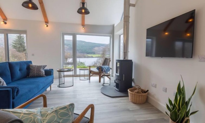 Balnain Maison | Loch View by Interhome