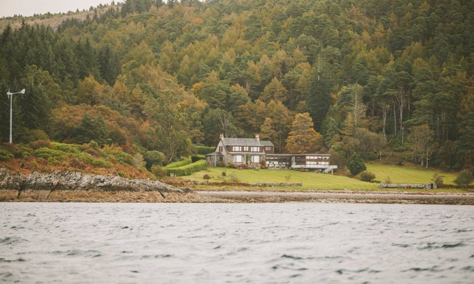 Tighnabruaich Villa | Loch View House - Sept Chambres Villa, Couchages 16