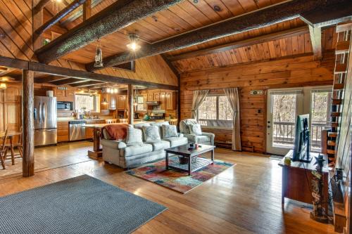 Lock Haven Maison | Lock Haven Cabin with Wood Stove and Mountain View!