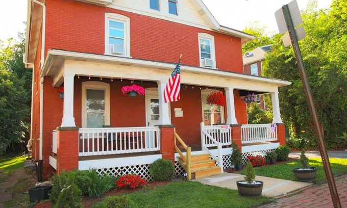 Farrandsville Maison | Lock Haven Home with Fire Pit - Walk to Main St