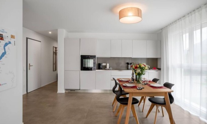 Locarno Appartement | LocTowers A4.1.1 by Interhome