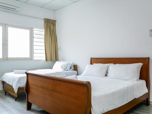 Downtown George Town Maison | Lodge 22, 5 min walk to Adventist & Pulau Tikus Market