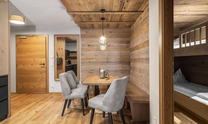 Warth Appartement | Lodge-Apart 'Widderstein' - Lech Valley Lodge