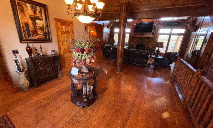 Crenshaw County Cabine | Lodge on The Lake