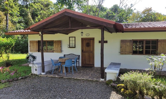 Parrita Maison | Lodge with Private 40ha Jungle Reserve