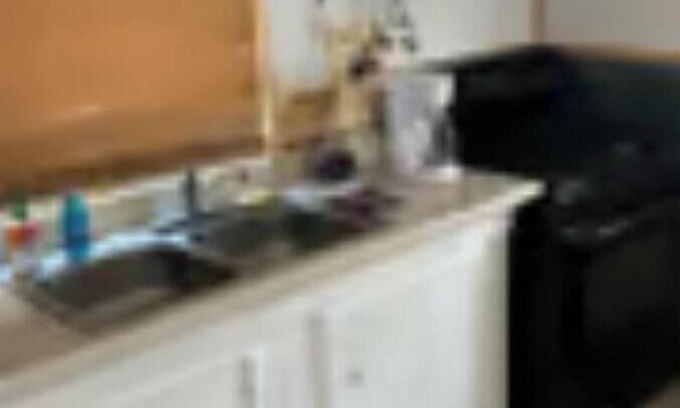 Tulelake Location De VR | Lodging 2, Cabin 2: 2 twins, kitchen with necessities and hot water