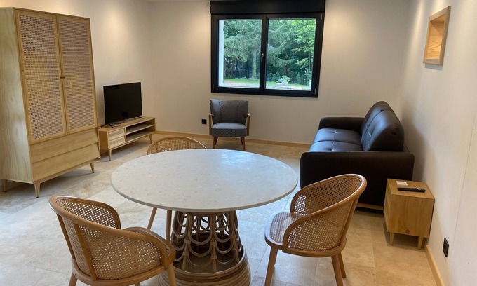 Rambervillers Maison | Lodging in a garden near Fraispertuis City Park.