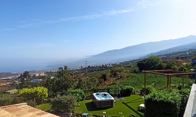 Los Realejos Maison | Lodging with spa. Sea/mountain views.15 minutes from Socorro beach.