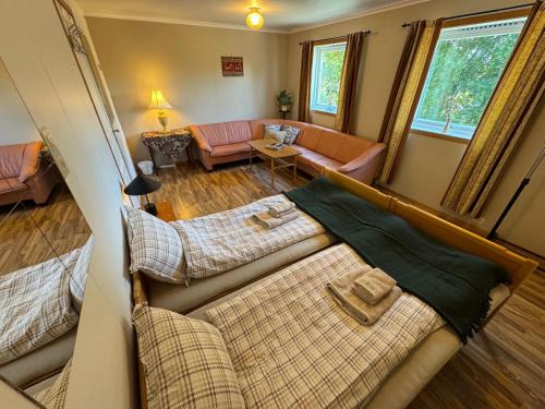 Gravdal Maison | Lofoten Light