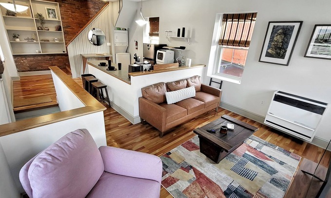 Pottsville Appartement | Loft Apartment in Heart of Yuengling Downtown!