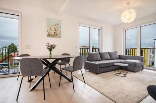 Greifswald Appartement | Loft by Botanical Gardens