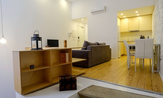 Viseu Appartement | Loft C - Bâtiment historique au coeur de Viseu avec wifi