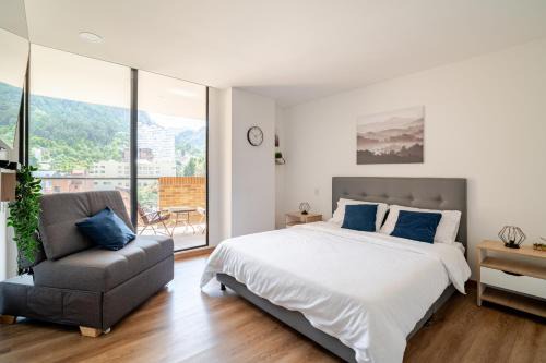 Santa Fe Appartement | Loft con vista única al Centro y Monserrate