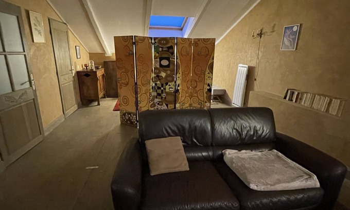 Caderousse Appartement | Loft dans un grand mas avec piscine