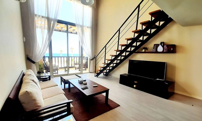 Sahl Hasheeh Appartement | Loft in Azzura mit Herrlichem Meerblick