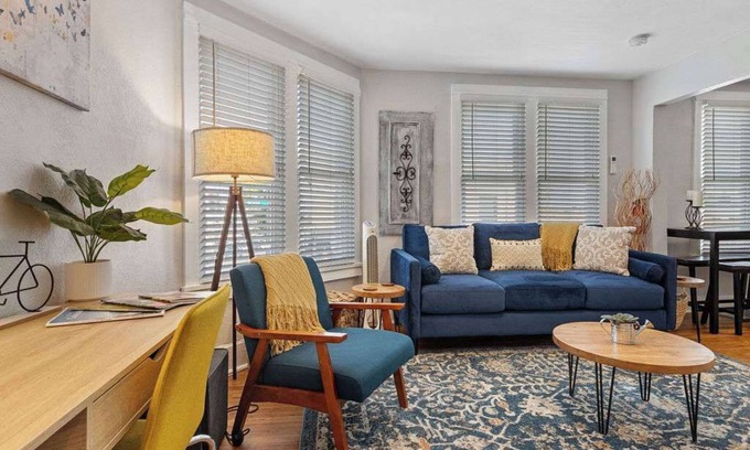Littleton Appartement | Loft in Downtown Littleton!