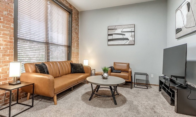 Bartlesville Appartement | Loft in the heart of Downtown in Historic Building!